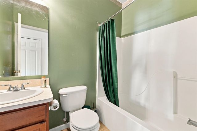 113 Legato Drive, Walled Lake, MI 48390