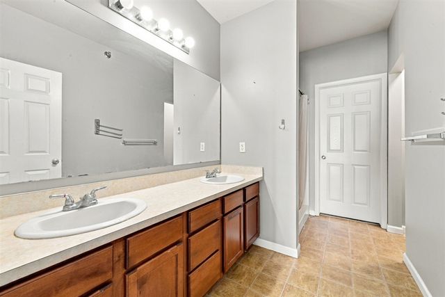 113 Legato Drive, Walled Lake, MI 48390