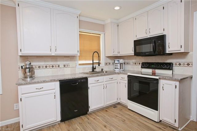 7007 Taunton Drive, Greensboro, NC 27410