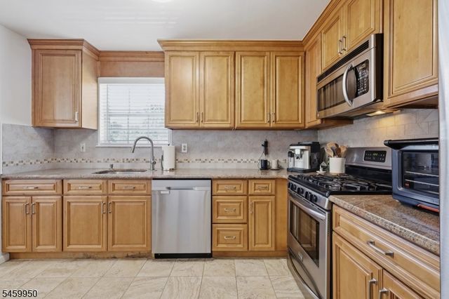 184 VISTA DR, Hanover Twp., NJ 07927