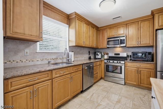 184 VISTA DR, Hanover Twp., NJ 07927