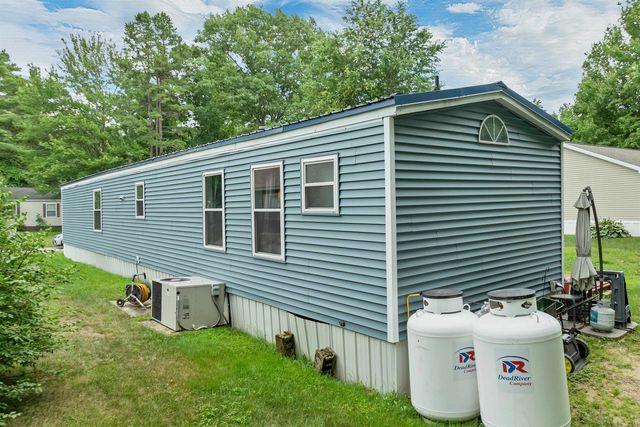 82 Gooseberry Circle, Rochester, NH 03867