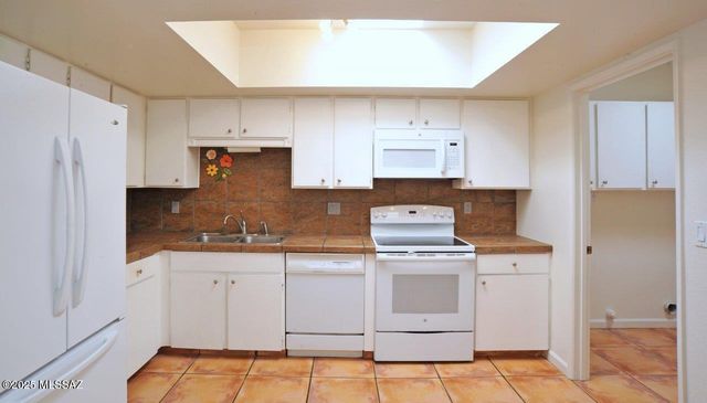 5448 N Paseo Sonoyta, Tucson, AZ 85750