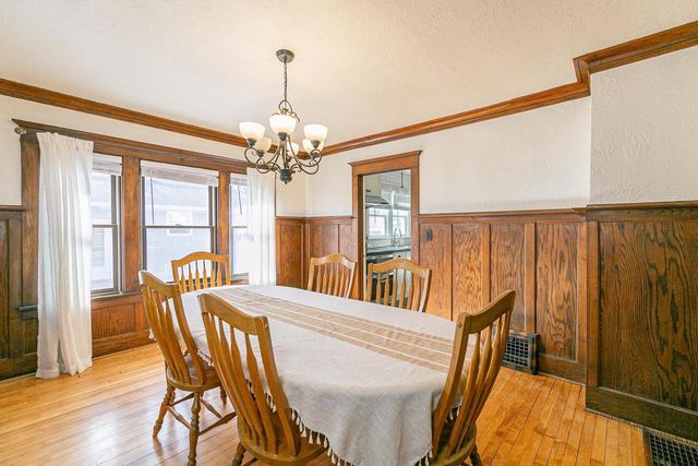 311 ELM STREET, Menasha, WI 54952