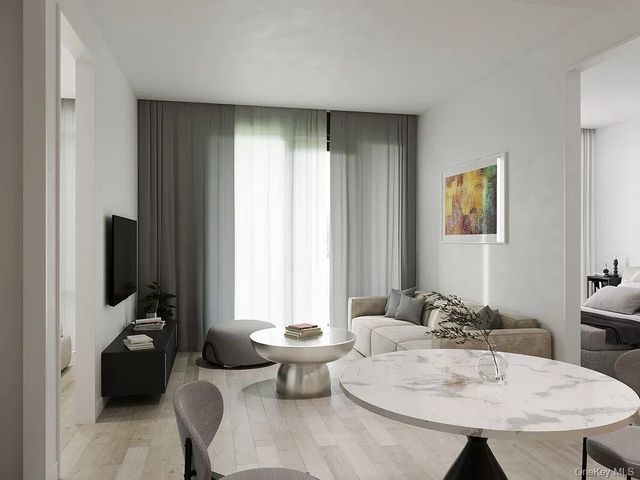 46-30 21st Street 2A, Long Island City, NY 11101