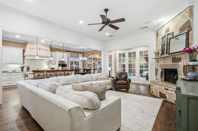 2256 Cardinal Boulevard, Carrollton, TX 75010