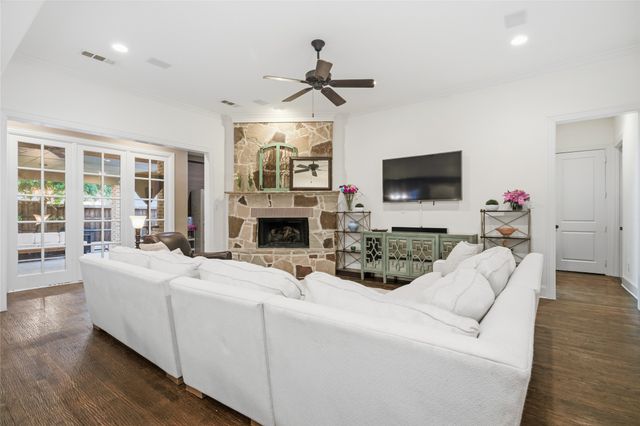 2256 Cardinal Boulevard, Carrollton, TX 75010