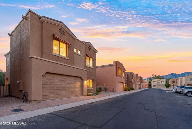4261 N Golden Ridge Lane, Tucson, AZ 85718