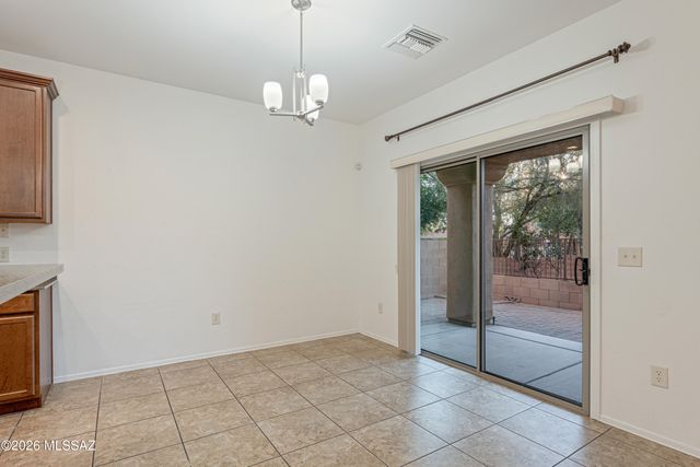 4261 N Golden Ridge Lane, Tucson, AZ 85718