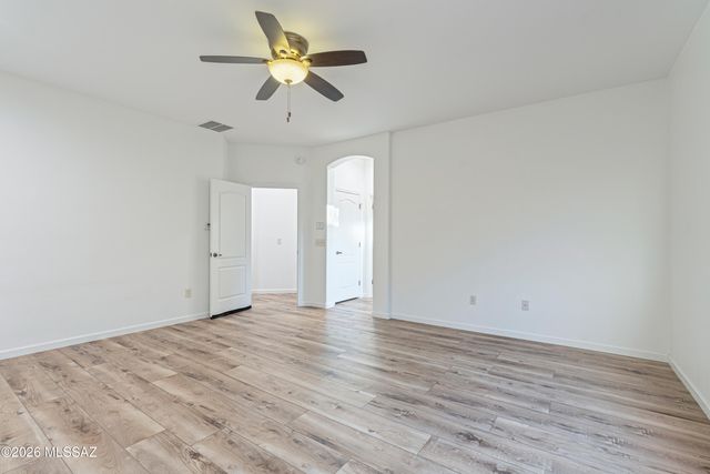 4261 N Golden Ridge Lane, Tucson, AZ 85718