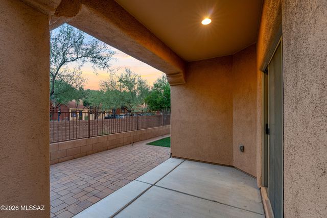 4261 N Golden Ridge Lane, Tucson, AZ 85718