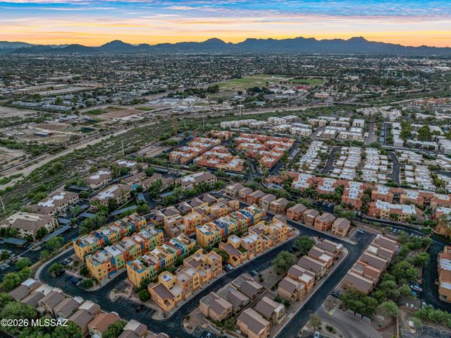 4261 N Golden Ridge Lane, Tucson, AZ 85718