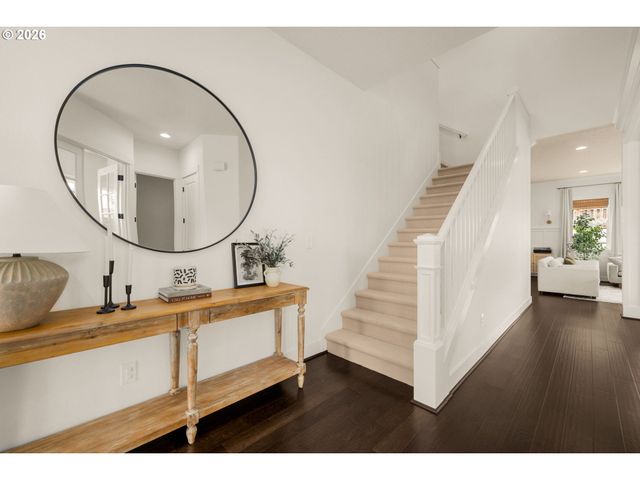 16749 Sw BIRDSONG St, Beaverton, OR 97007