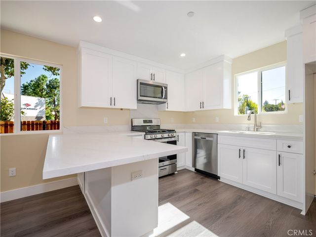 24743 Valley 1, Newhall, CA 91321