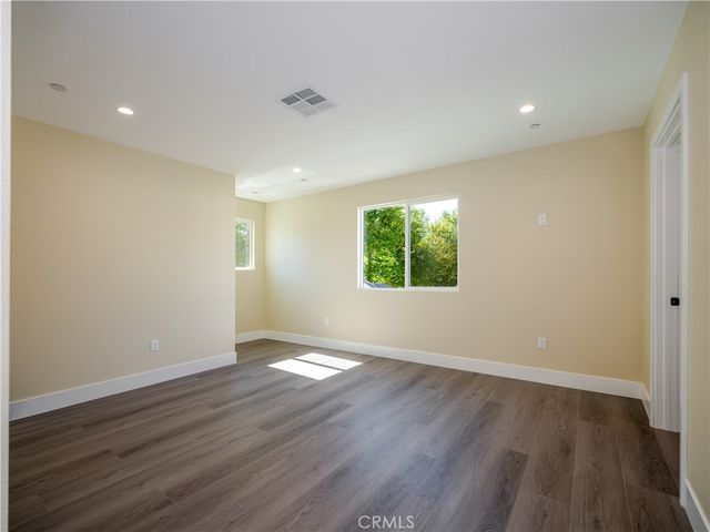 24743 Valley 1, Newhall, CA 91321
