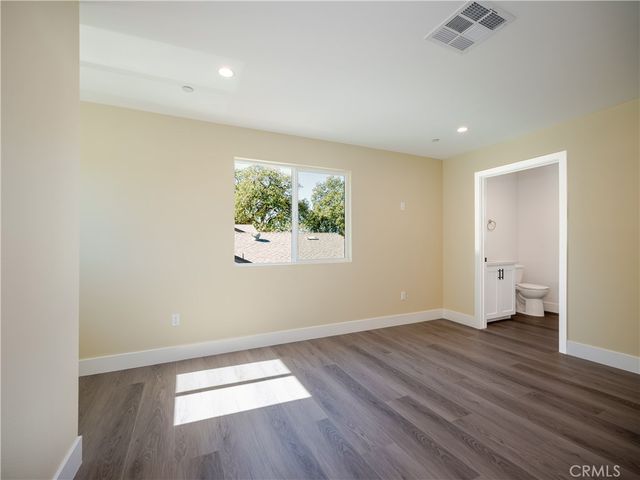 24743 Valley 1, Newhall, CA 91321