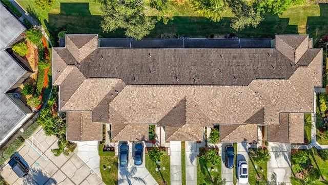 11142 KAPOK GRAND CIRCLE, St Petersburg, FL 33708