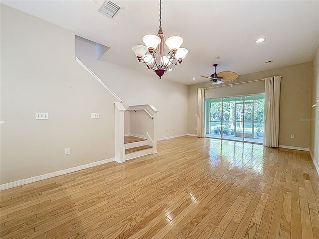 11142 KAPOK GRAND CIRCLE, St Petersburg, FL 33708