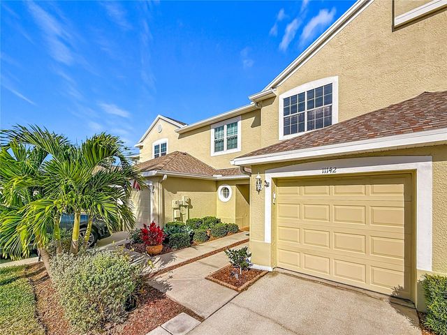 11142 KAPOK GRAND CIRCLE, St Petersburg, FL 33708