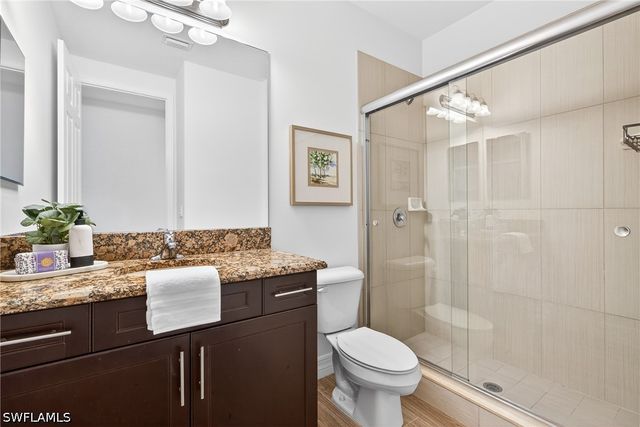 13852 Luna DR, Naples, FL 34109