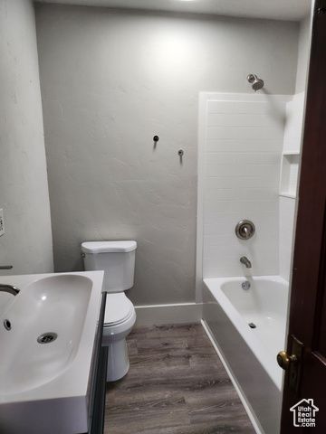 321 N 7TH AVE, Twin Falls, ID 83301