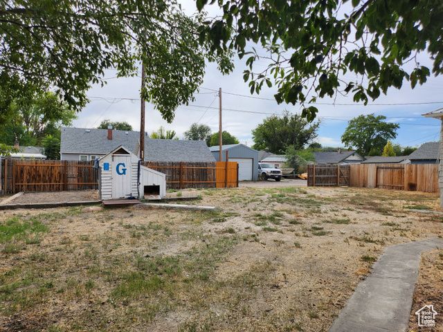 321 N 7TH AVE, Twin Falls, ID 83301