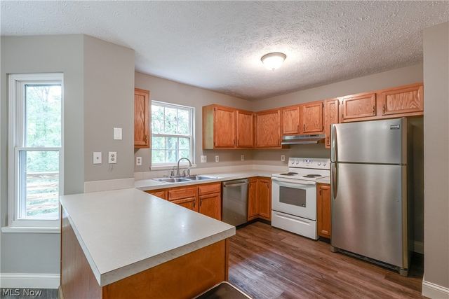 653 Diamond Circle, Ravenna, OH 44266