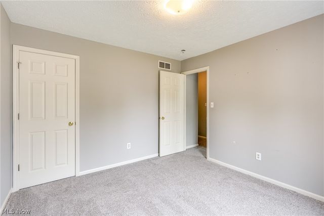 653 Diamond Circle, Ravenna, OH 44266