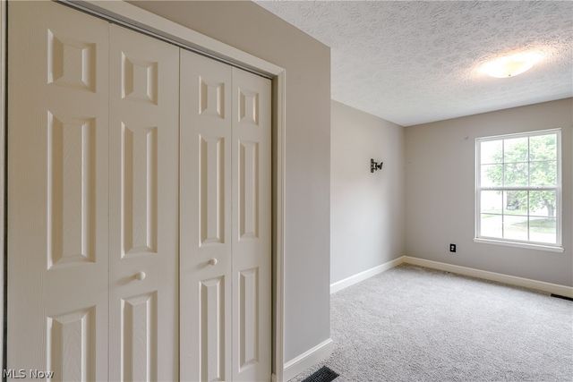 653 Diamond Circle, Ravenna, OH 44266