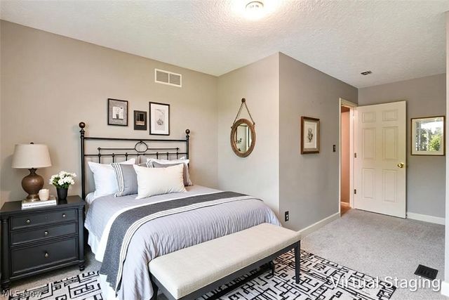 653 Diamond Circle, Ravenna, OH 44266
