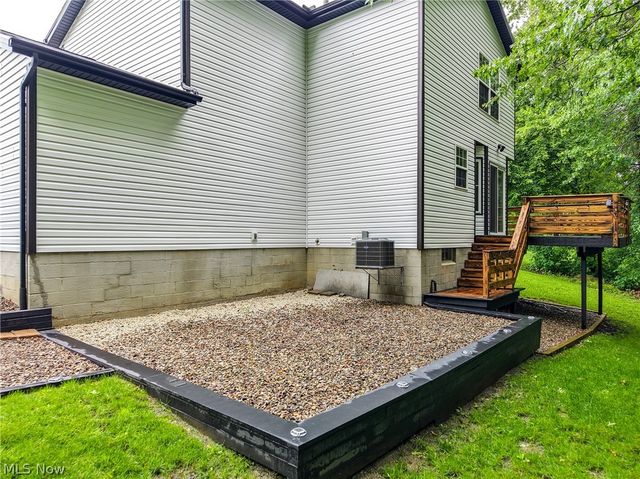 653 Diamond Circle, Ravenna, OH 44266