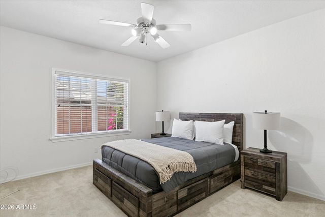 8611 W FOOTHILL Drive, Peoria, AZ 85383