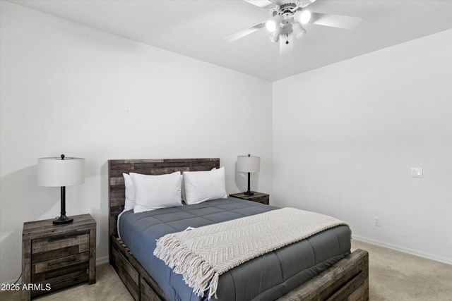 8611 W FOOTHILL Drive, Peoria, AZ 85383