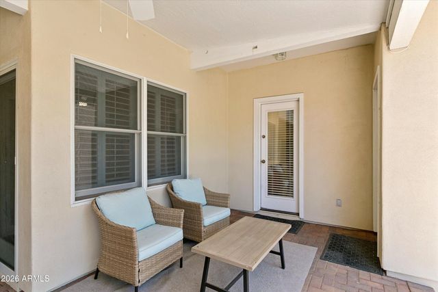 8611 W FOOTHILL Drive, Peoria, AZ 85383