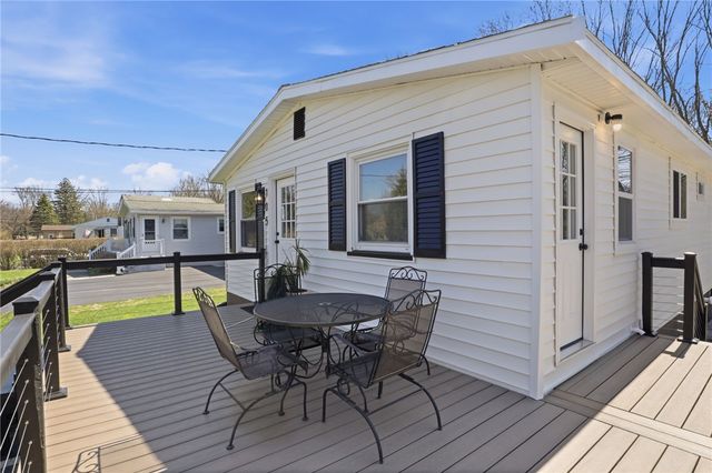 105 Names Road, Chili, NY 14623