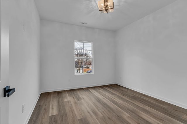729 Idlewild Dr, Madison, TN 37115