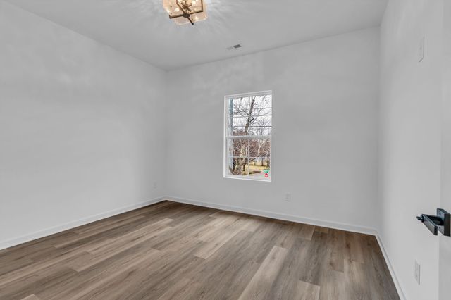 729 Idlewild Dr, Madison, TN 37115