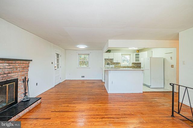6705 CRAFTON LN, Clinton, MD 20735