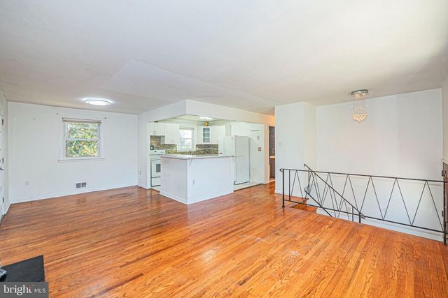 6705 CRAFTON LN, Clinton, MD 20735