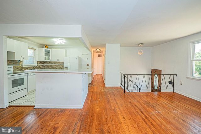 6705 CRAFTON LN, Clinton, MD 20735