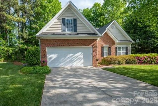 1614 Iverness Court, Gastonia, NC 28056