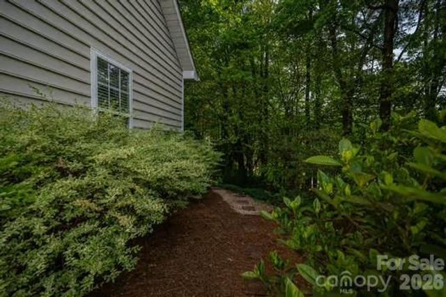 1614 Iverness Court, Gastonia, NC 28056