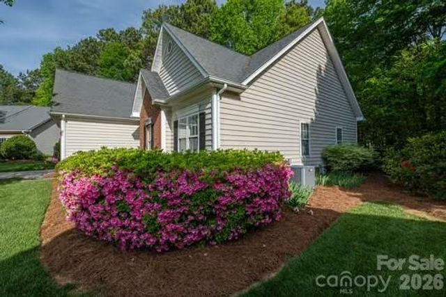 1614 Iverness Court, Gastonia, NC 28056