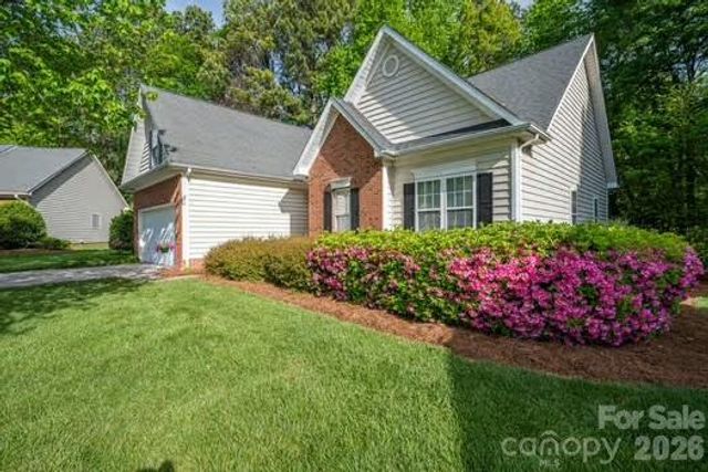 1614 Iverness Court, Gastonia, NC 28056