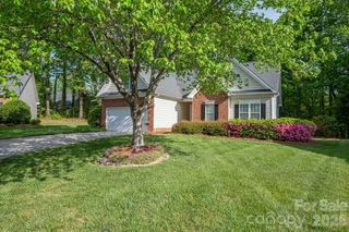 1614 Iverness Court, Gastonia, NC 28056