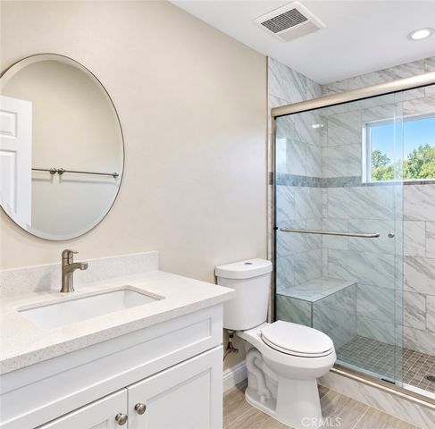 2500 Hermosa Ave C, Montrose, CA 91020