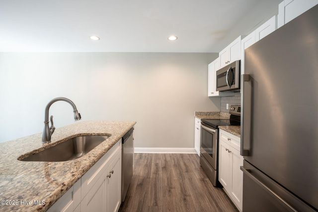 730 W Illinois Avenue, Southern Pines, NC 28387