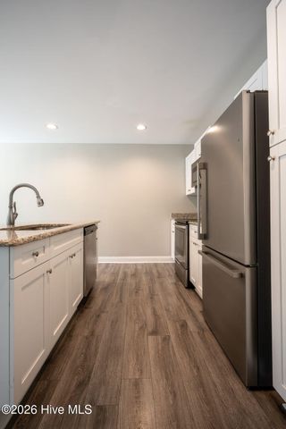 730 W Illinois Avenue, Southern Pines, NC 28387