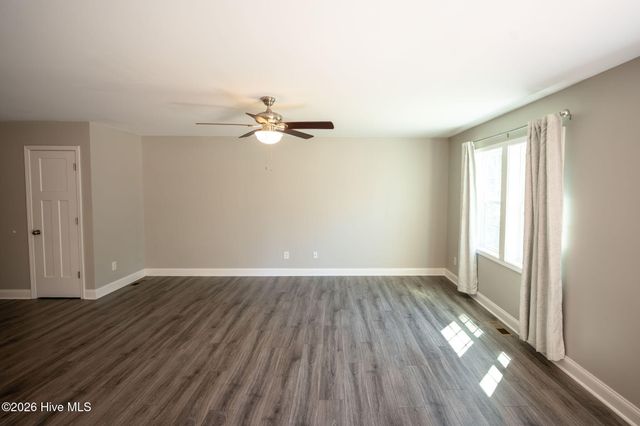 730 W Illinois Avenue, Southern Pines, NC 28387