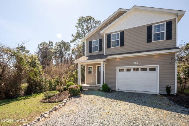 730 W Illinois Avenue, Southern Pines, NC 28387